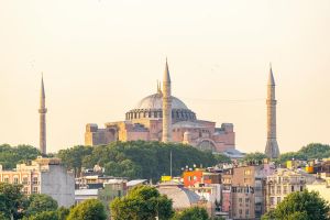 Kusadasi to Istanbul Day Trip with Flights - Private